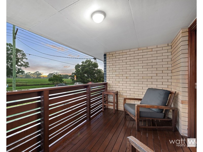 16 Finch Street, Stafford Heights QLD 4053