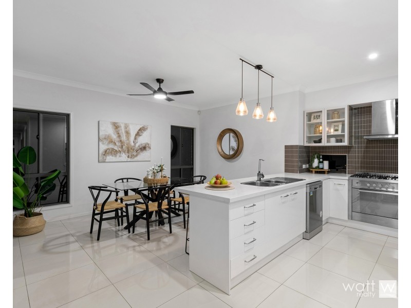 21 Centre Street, Aspley QLD 4034