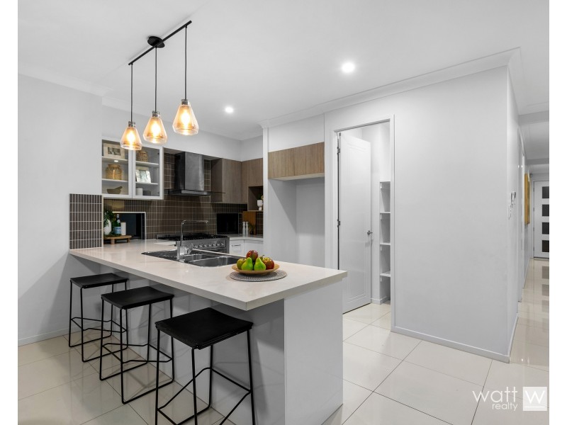 21 Centre Street, Aspley QLD 4034