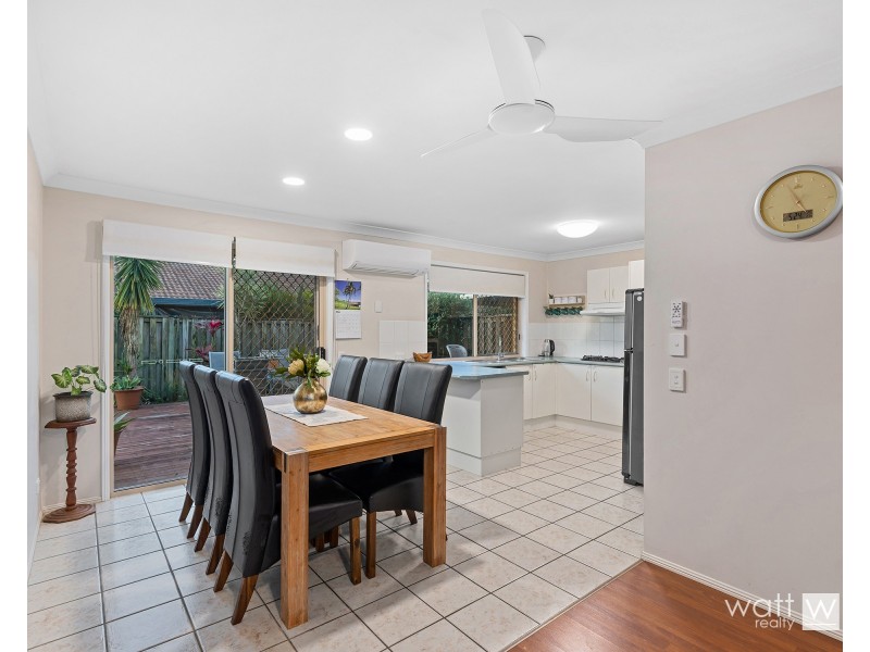 8/5 Hibiscus Circuit, Fitzgibbon QLD 4018