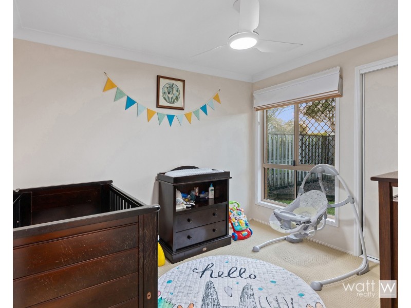 8/5 Hibiscus Circuit, Fitzgibbon QLD 4018