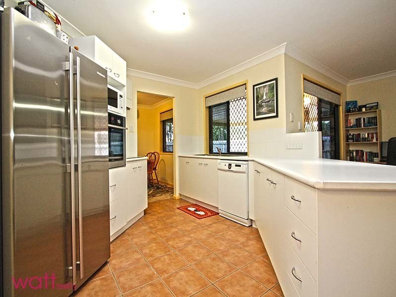 15 Ewan Place, Bracken Ridge QLD 4017