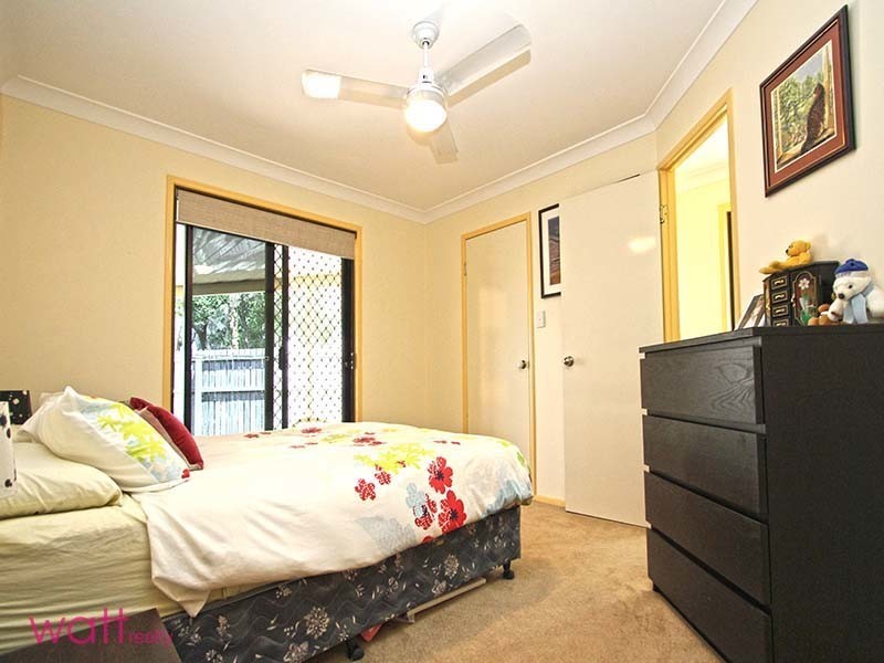 15 Ewan Place, Bracken Ridge QLD 4017