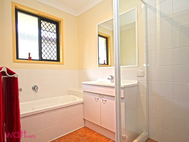 15 Ewan Place, Bracken Ridge QLD 4017