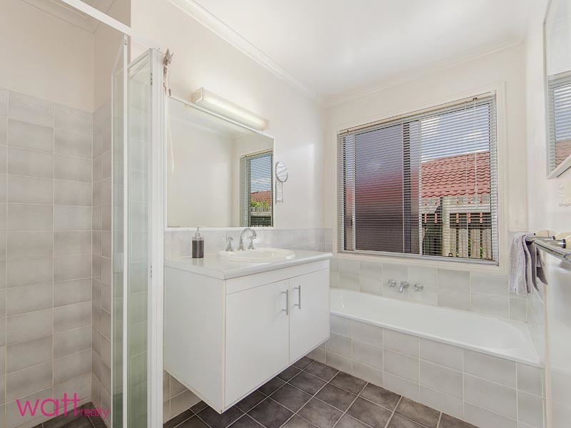 11 Somerton Street, Bracken Ridge QLD 4017