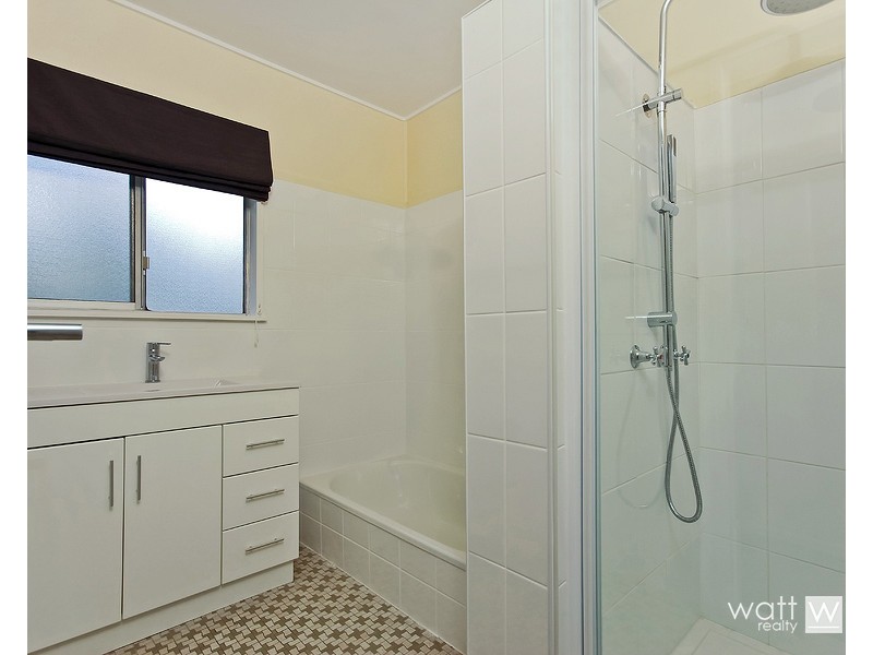 69 Murphy Road, Zillmere QLD 4034