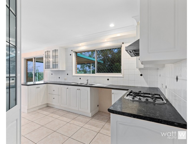 3 Alstonia Street, Arana Hills QLD 4054