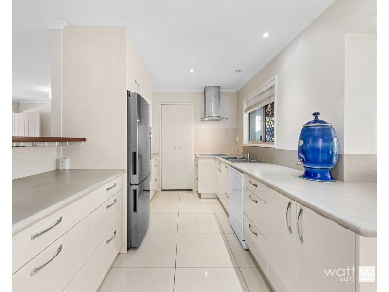 2 Nemira Street, Carseldine QLD 4034