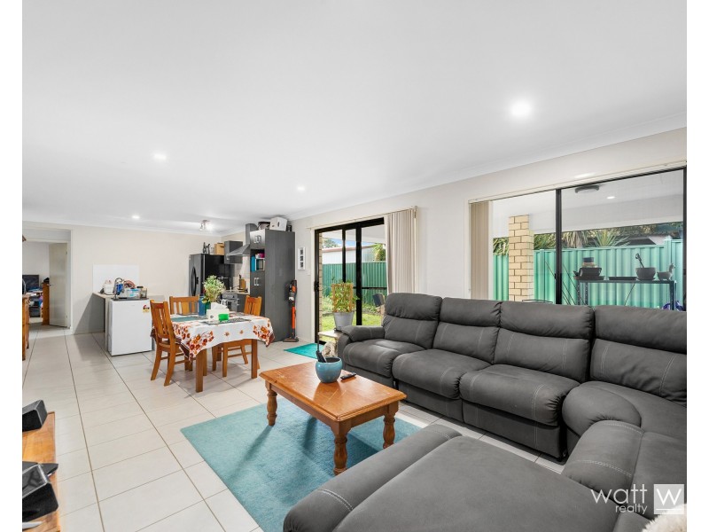 2/20 Bacchus Street, Burpengary QLD 4505