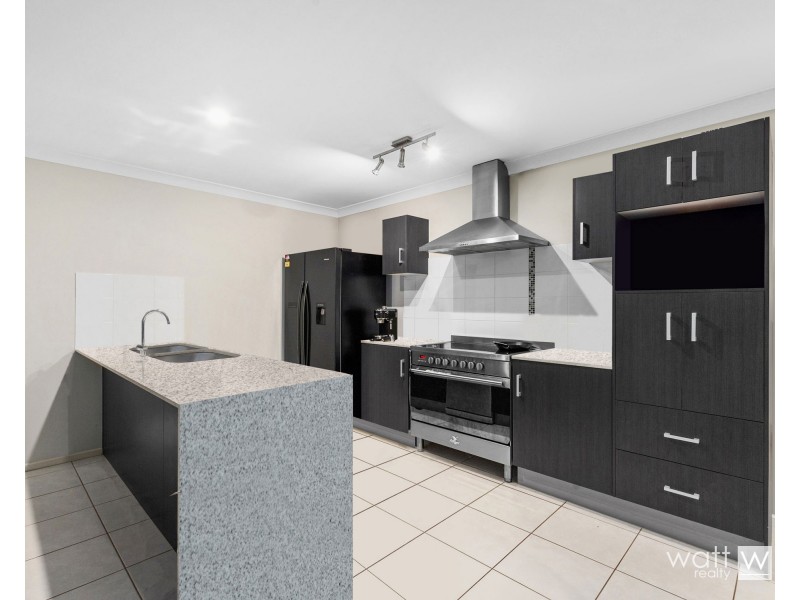 2/20 Bacchus Street, Burpengary QLD 4505