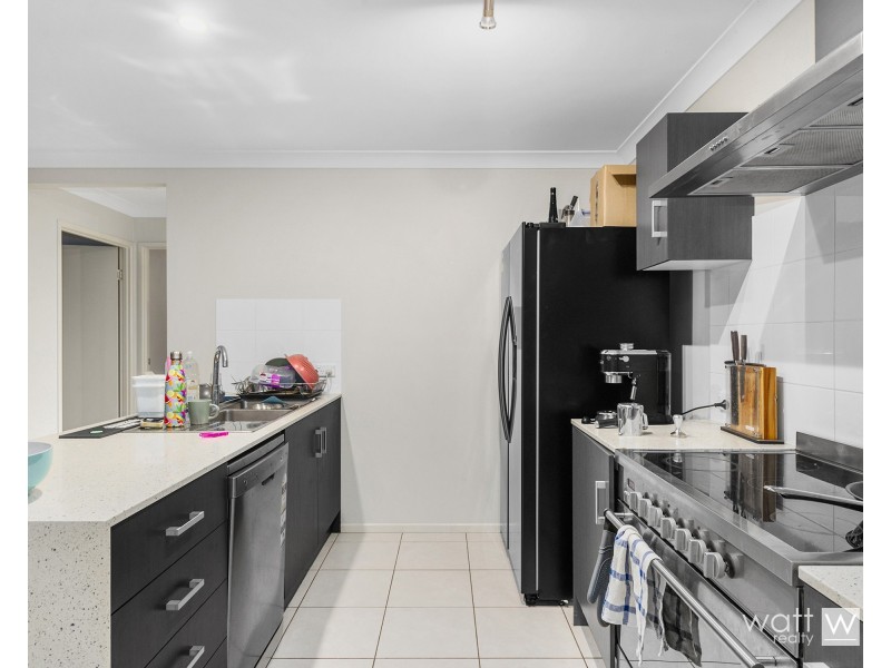 2/20 Bacchus Street, Burpengary QLD 4505