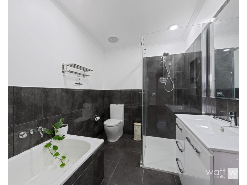 24 Marford Street, Chermside West QLD 4032