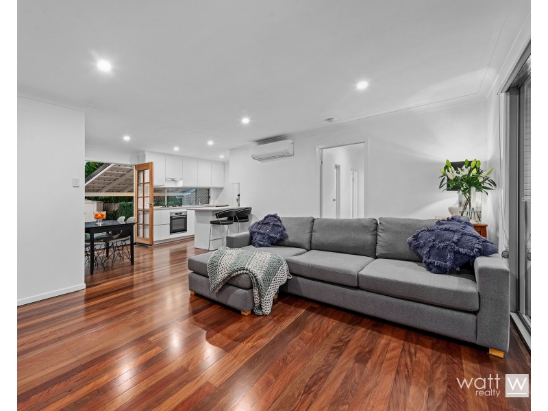 10 Kaiyar Street, Chermside West QLD 4032