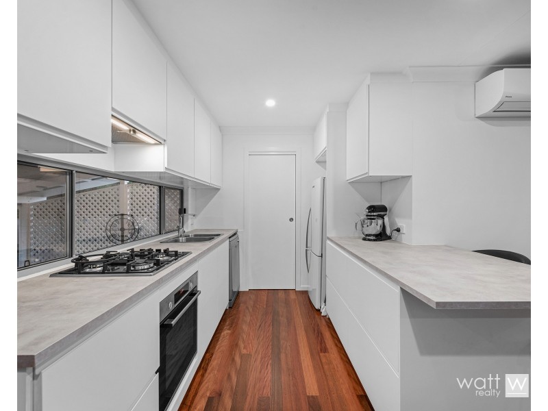 10 Kaiyar Street, Chermside West QLD 4032