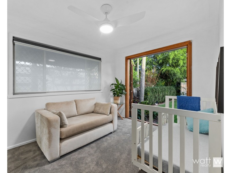 10 Kaiyar Street, Chermside West QLD 4032