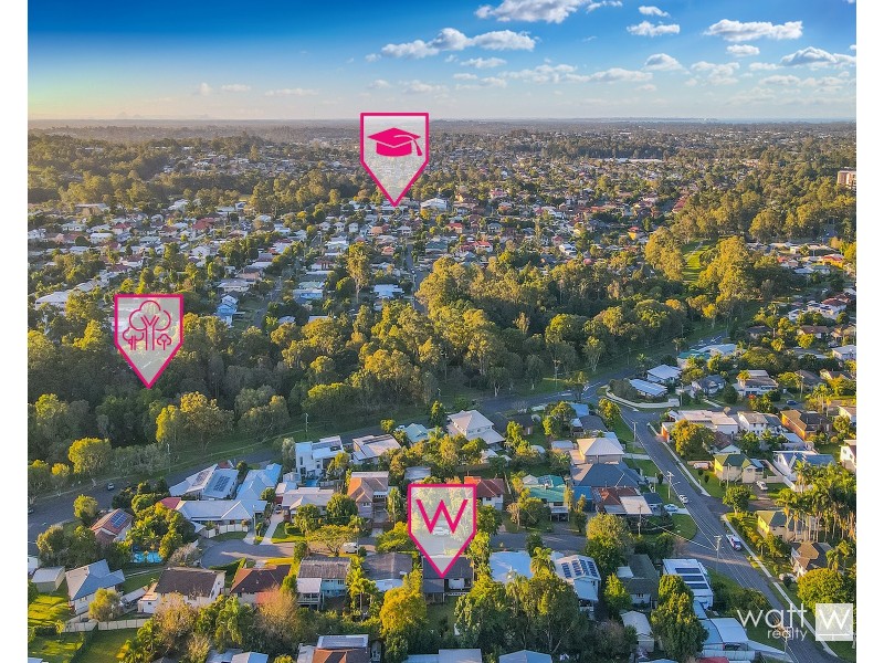 10 Kaiyar Street, Chermside West QLD 4032