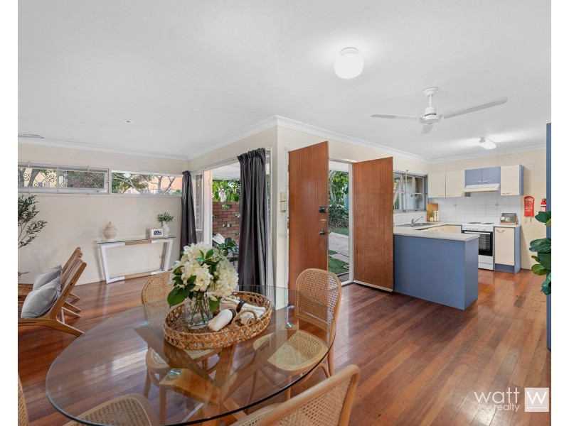 64 Bramcote Street, Chermside West QLD 4032