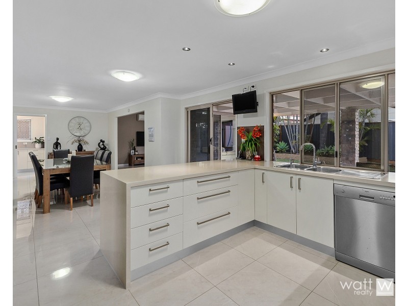 716 Trouts Road, Aspley QLD 4034