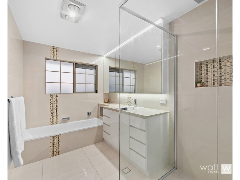 716 Trouts Road, Aspley QLD 4034