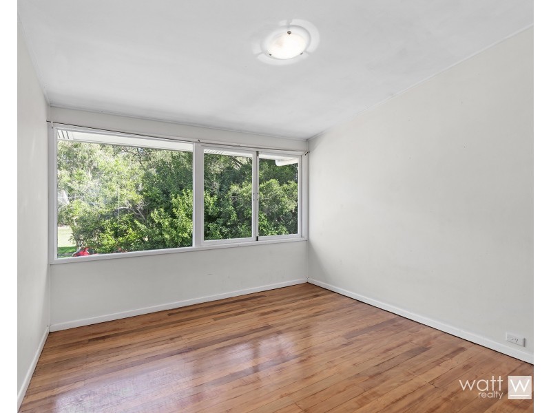 17 Kinnerton Street, Chermside West QLD 4032