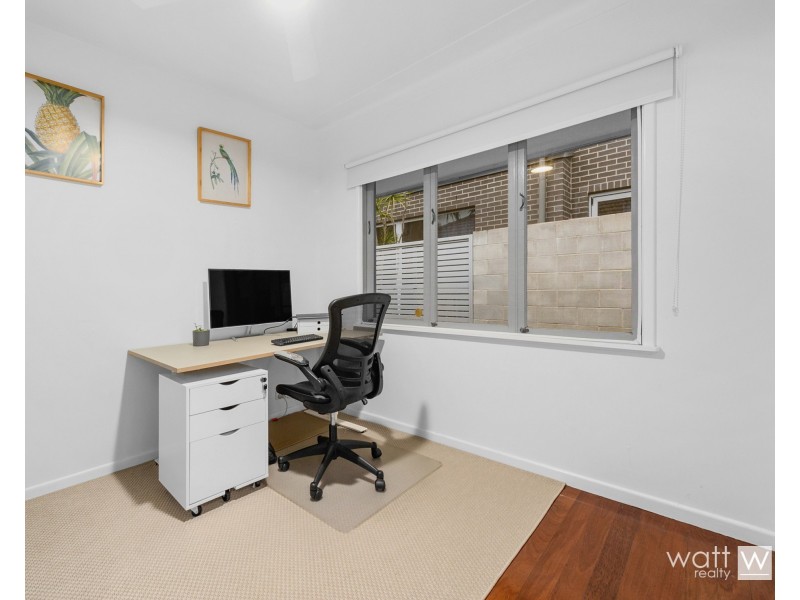 18 Chartwell Street, Aspley QLD 4034