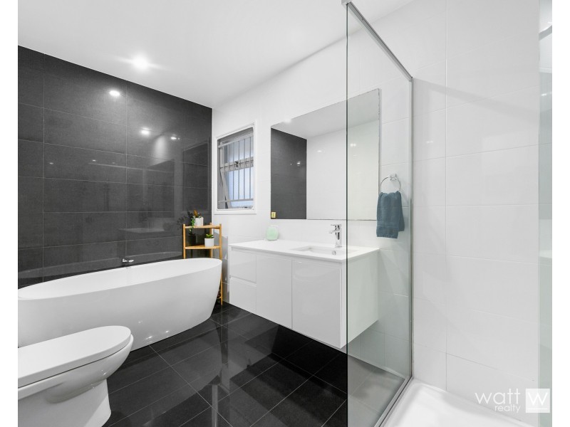 18 Chartwell Street, Aspley QLD 4034