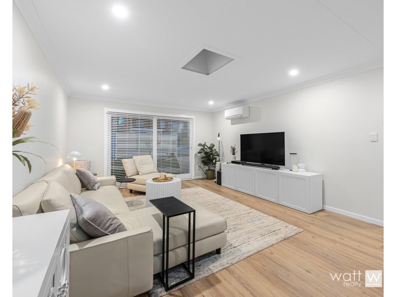 161 Trouts Road, Stafford Heights QLD 4053