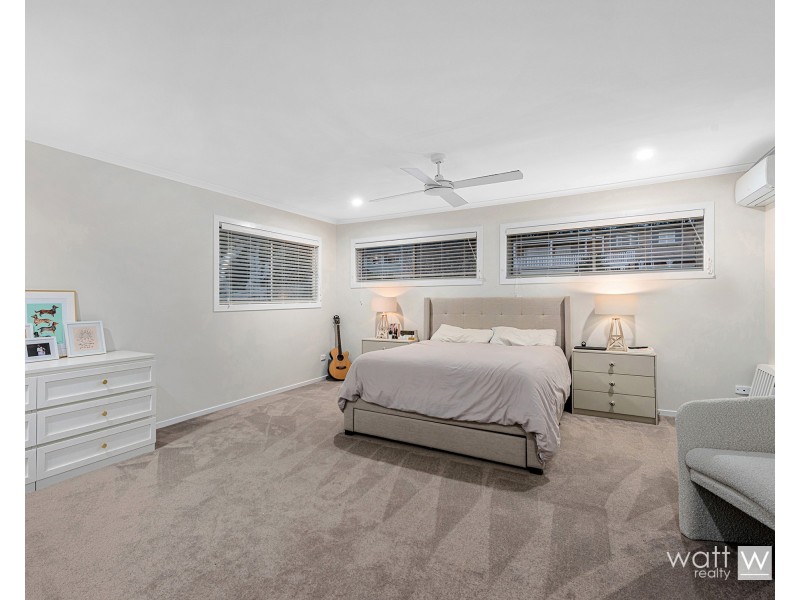 161 Trouts Road, Stafford Heights QLD 4053