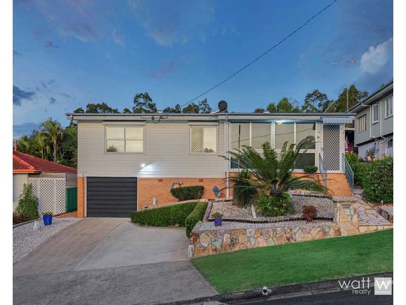 13 Dalkeith Street, Chermside West QLD 4032