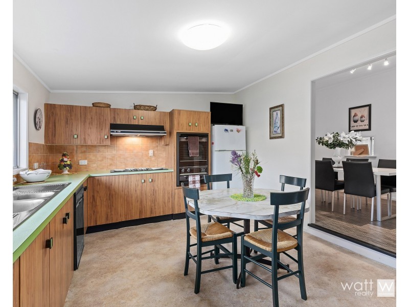 13 Dalkeith Street, Chermside West QLD 4032