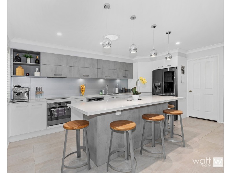 3/9 Lavender Place, Fitzgibbon QLD 4018