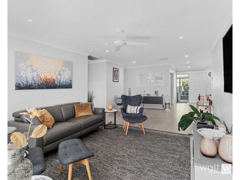 3/9 Lavender Place, Fitzgibbon QLD 4018