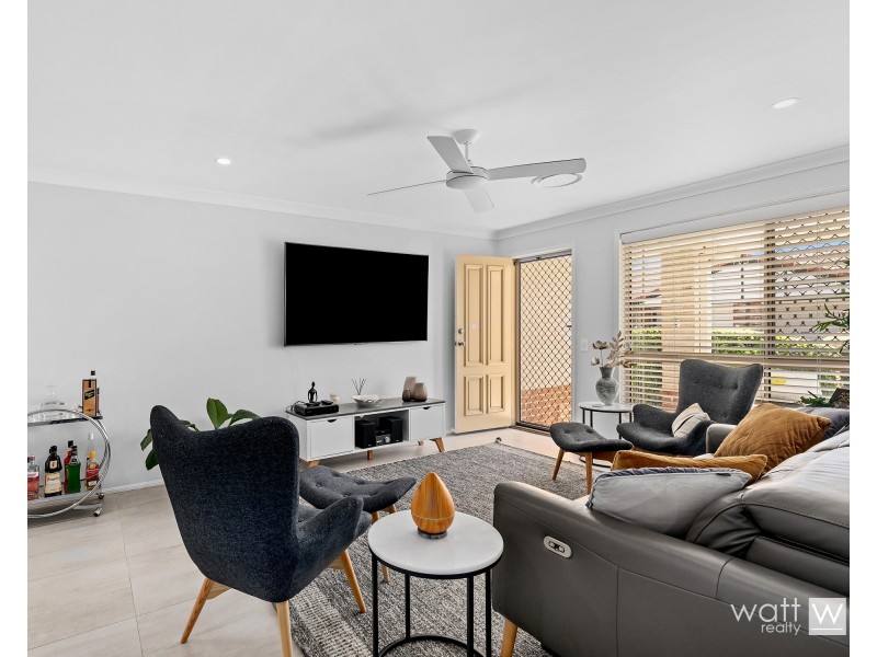 3/9 Lavender Place, Fitzgibbon QLD 4018