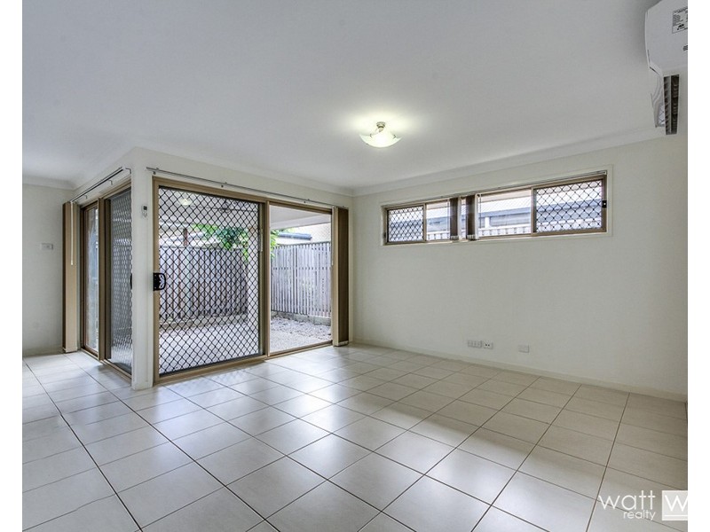 22 Hinchinbrook Avenue, Fitzgibbon QLD 4018