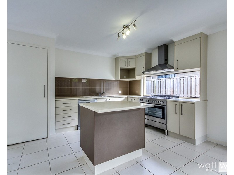 22 Hinchinbrook Avenue, Fitzgibbon QLD 4018