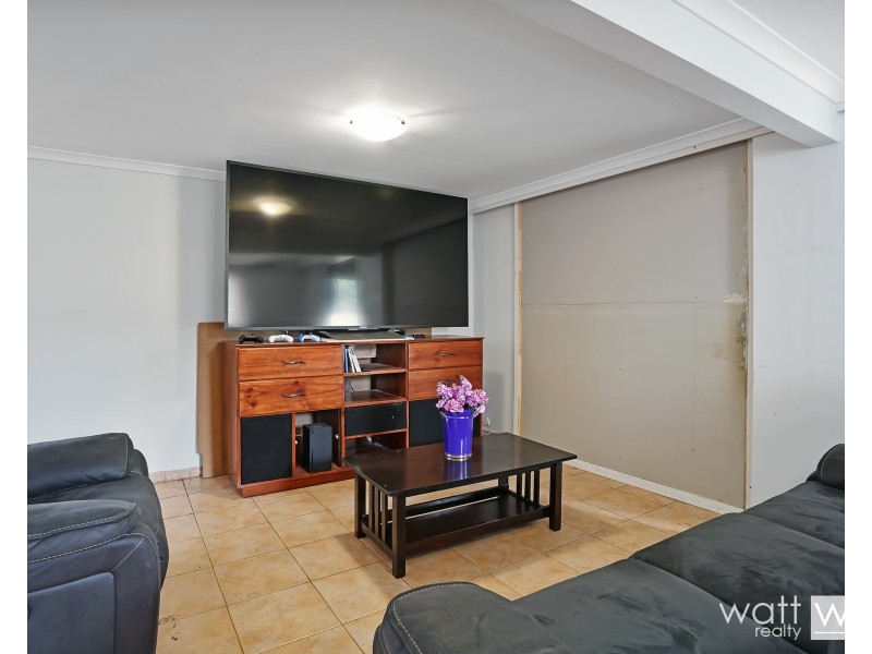 8 Larcombe Street, Zillmere QLD 4034