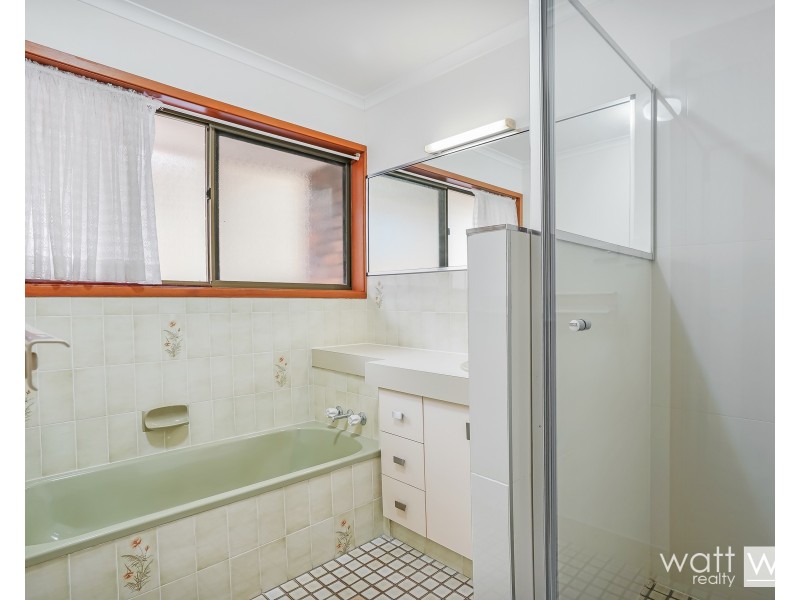 6 Gerry Street, Stafford Heights QLD 4053