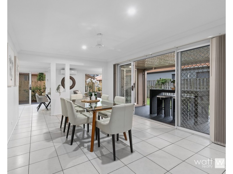 74 Waterlily Circuit, Carseldine QLD 4034