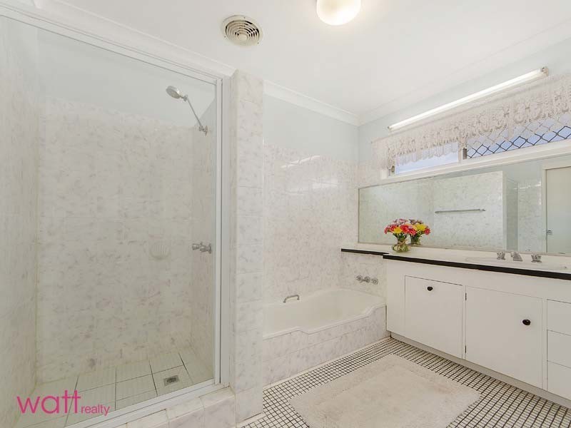 584 Robinson Road, Aspley QLD 4034