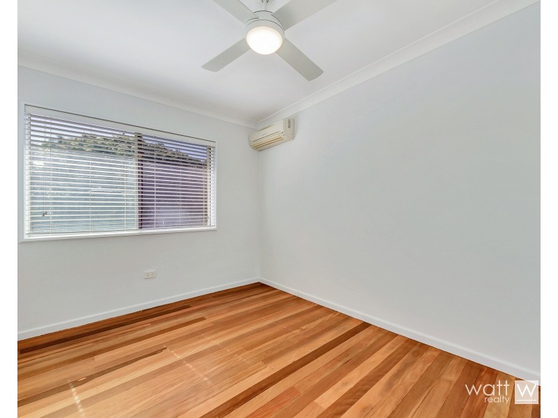 16 Montclair Street, Aspley QLD 4034