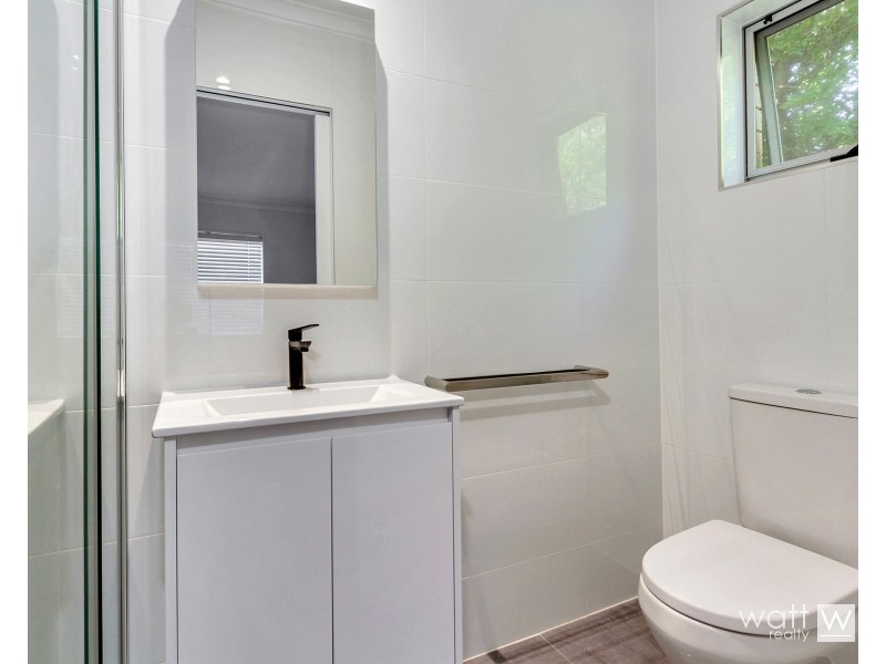 16 Montclair Street, Aspley QLD 4034