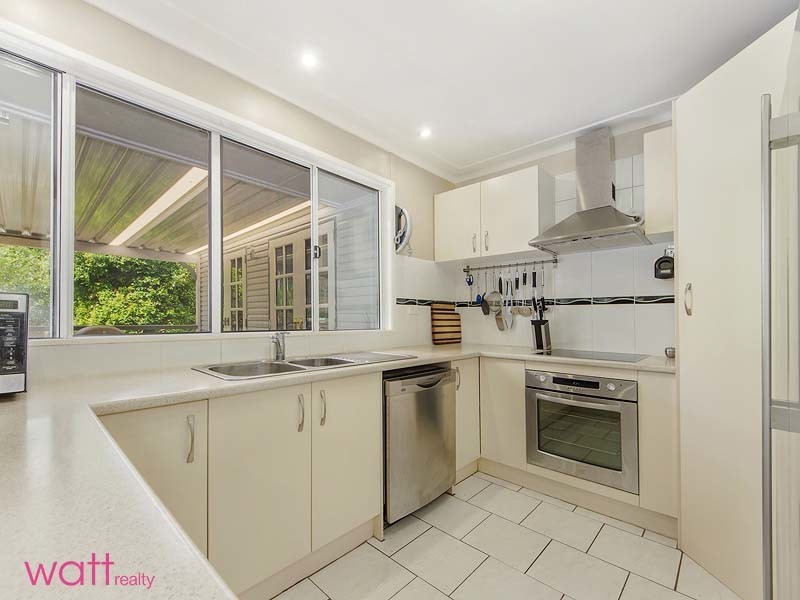 11 Hutton Road, Aspley QLD 4034