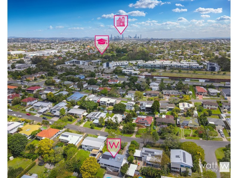 25 Chingford Street, Chermside West QLD 4032