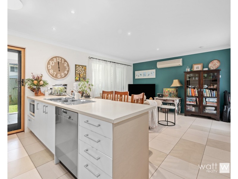 2/47 Lovegrove Street, Zillmere QLD 4034