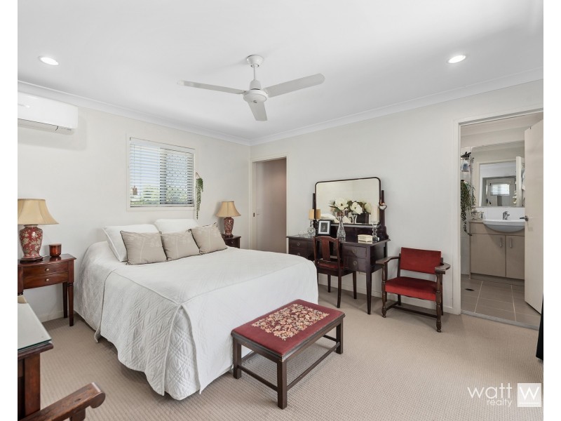 2/47 Lovegrove Street, Zillmere QLD 4034