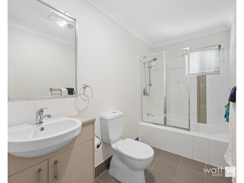 2/47 Lovegrove Street, Zillmere QLD 4034