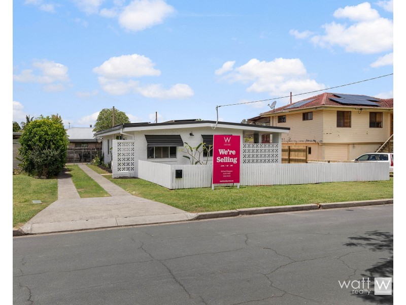 11 Pearl Avenue, Kallangur QLD 4503