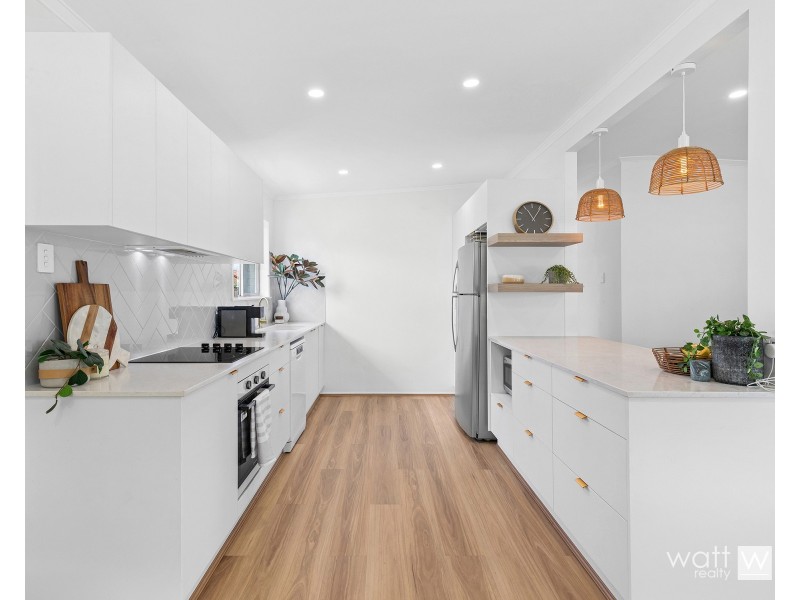11 Pearl Avenue, Kallangur QLD 4503