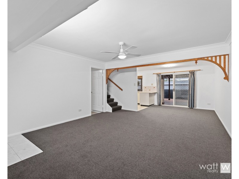 2/125 Farnell Street, Chermside QLD 4032