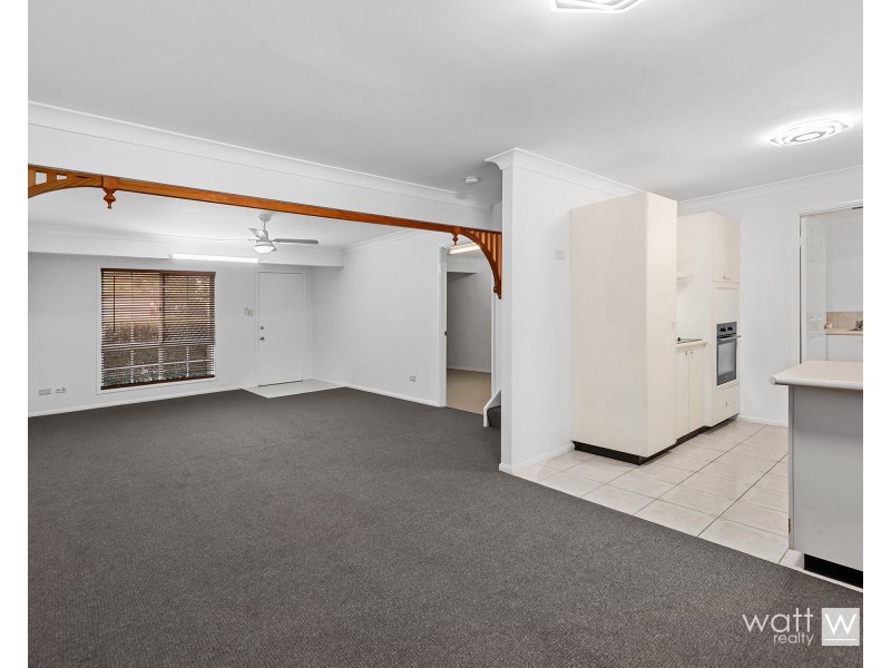 2/125 Farnell Street, Chermside QLD 4032